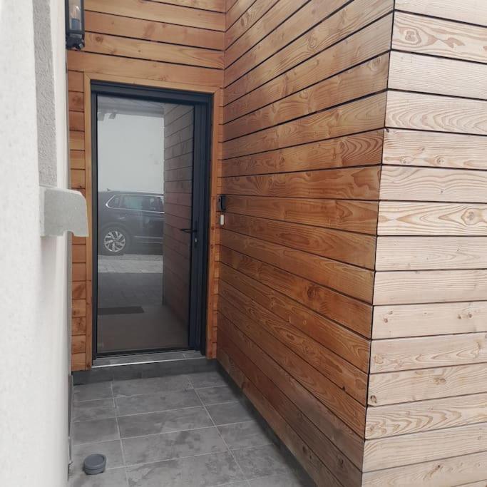 Joli Studio Avec Stationnement Gratuit Dans La Rue Apartment Le Mans Exterior photo